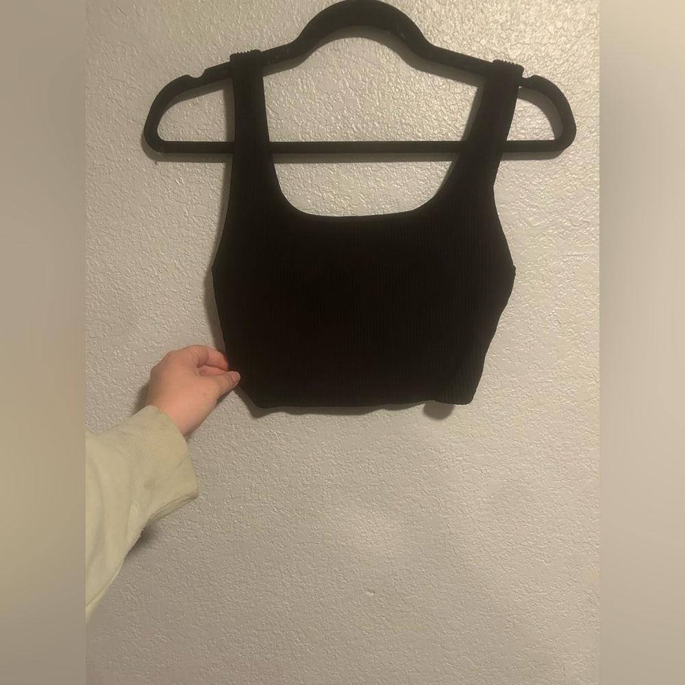 Aritzia babaton sculpt knit tank - Picture 2 of 5